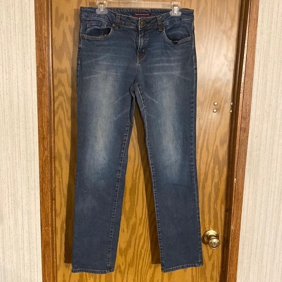 Tommy Hilfiger Denim - Tommy Hilfiger Straight Leg Jeans size 8. (BO)